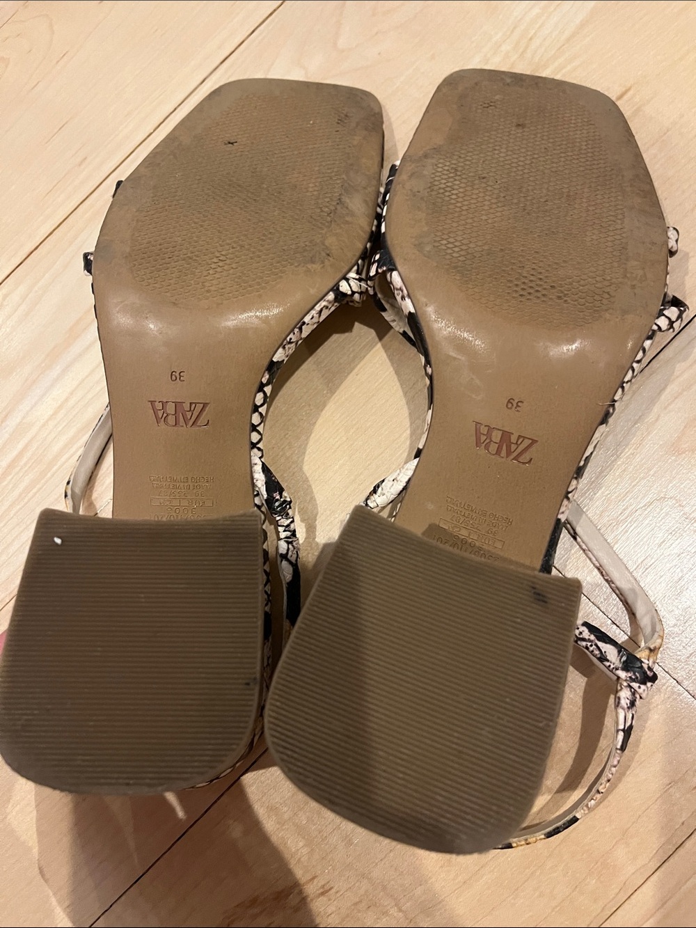 Zara Black & Cream Snake-Print Strappy Sandals - Picture 7 of 8